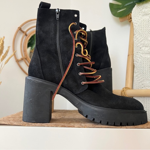 Free People Boots - Picture 3 of 12
